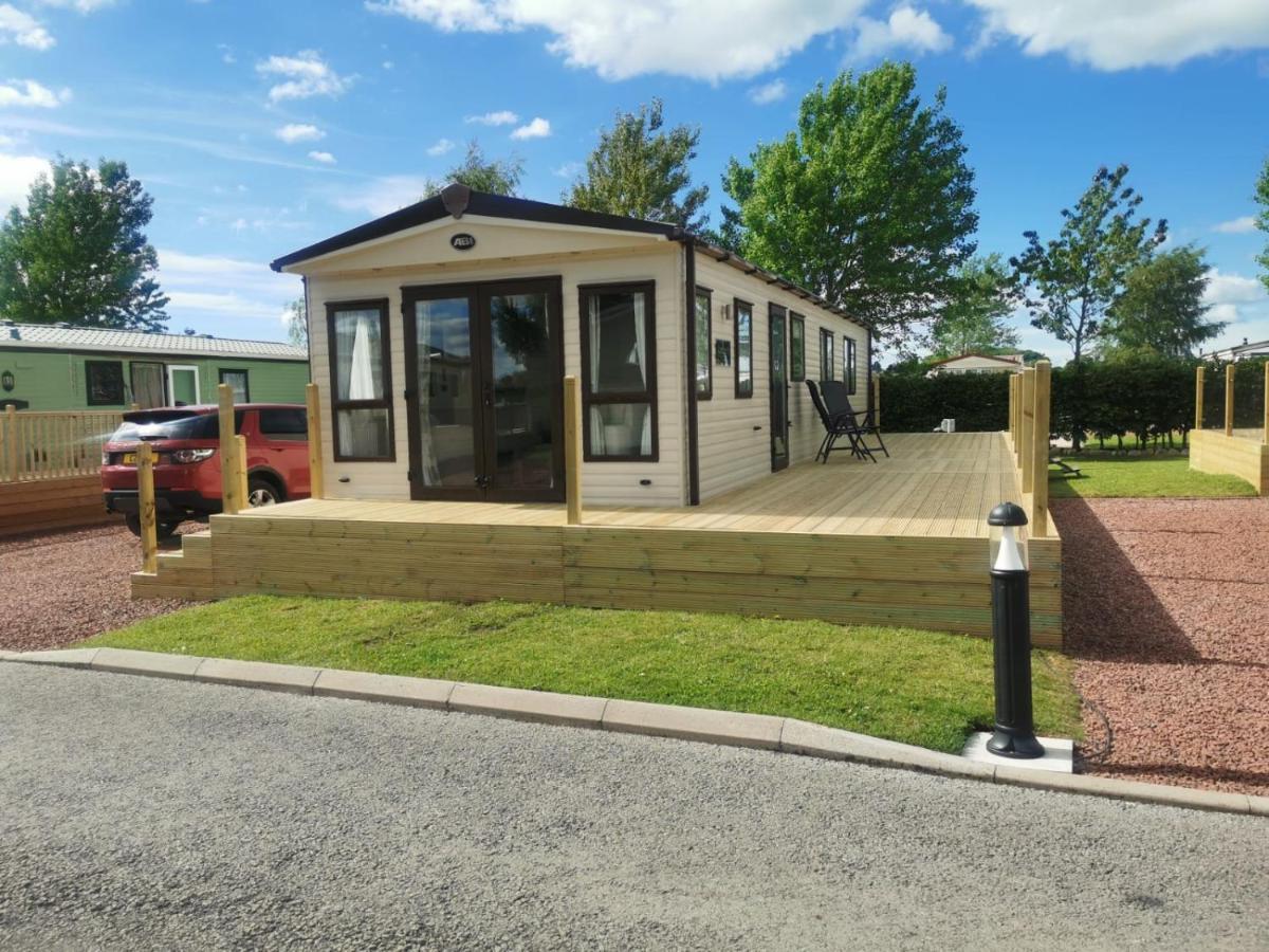 פנרית' Serenity Holiday Home Not For Use By Contractors מראה חיצוני תמונה