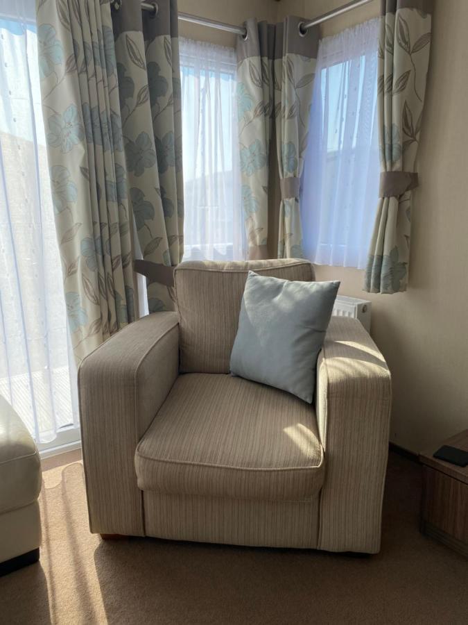 פנרית' Serenity Holiday Home Not For Use By Contractors מראה חיצוני תמונה